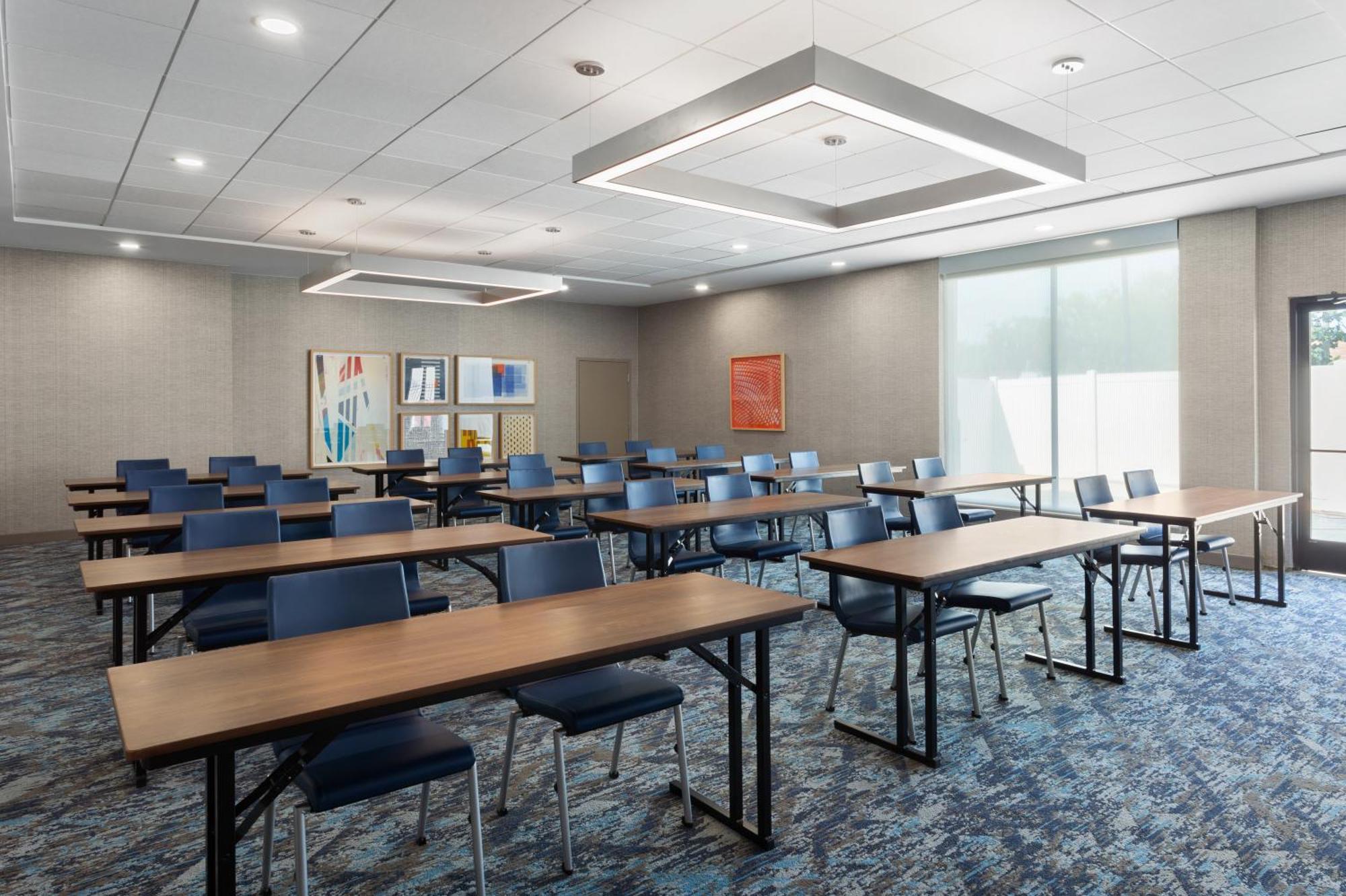 Holiday Inn Express Atlanta Airport - North, An Ihg Hotel מראה חיצוני תמונה