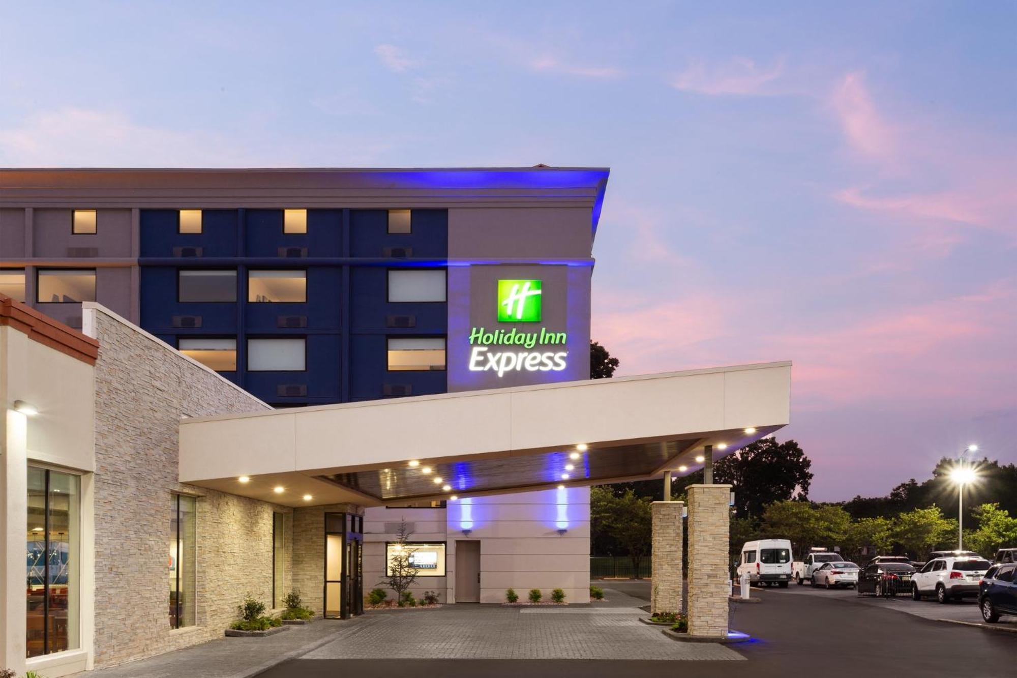 Holiday Inn Express Atlanta Airport - North, An Ihg Hotel מראה חיצוני תמונה